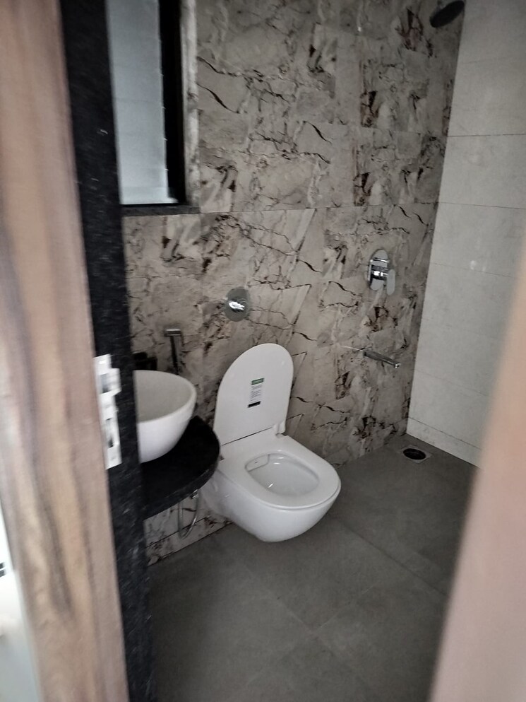 Bathroom, supreme-estia-phase-1 2 Bedroom 732 Sq.Ft. Apartment In Baner Pune 7813208