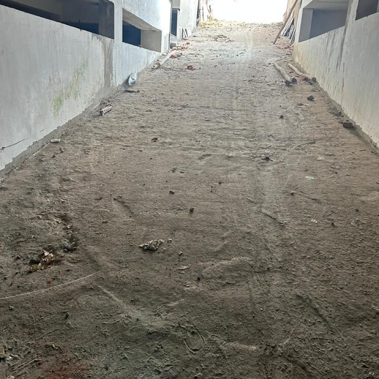 Balcony, pallavpuram Commercial Shop 150 Sq.Ft. In Pallavpuram Meerut 7813228