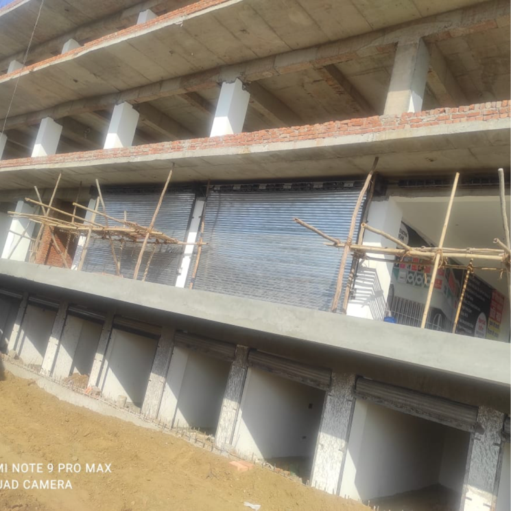 Balcony, pallavpuram Commercial Shop 180 Sq.Ft. In Pallavpuram Meerut 7813258