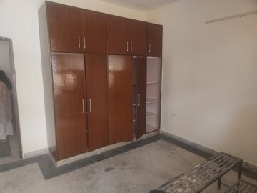 2 BHK Builder Floor For Rent in Sector 9