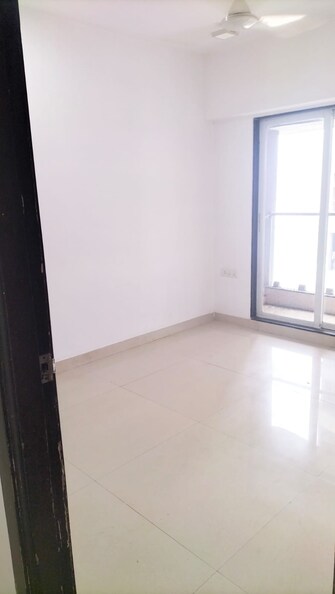 2 BHK Apartment For Resale in S K Imperial Heights Mira Road Thane  7813356