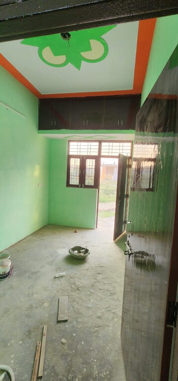 Room in 2 BHK Builder Floor at Best Home 5, Sarfabad Village – for Sale