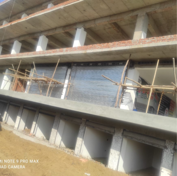 Balcony in  Shop at Pallavpuram – for Sale