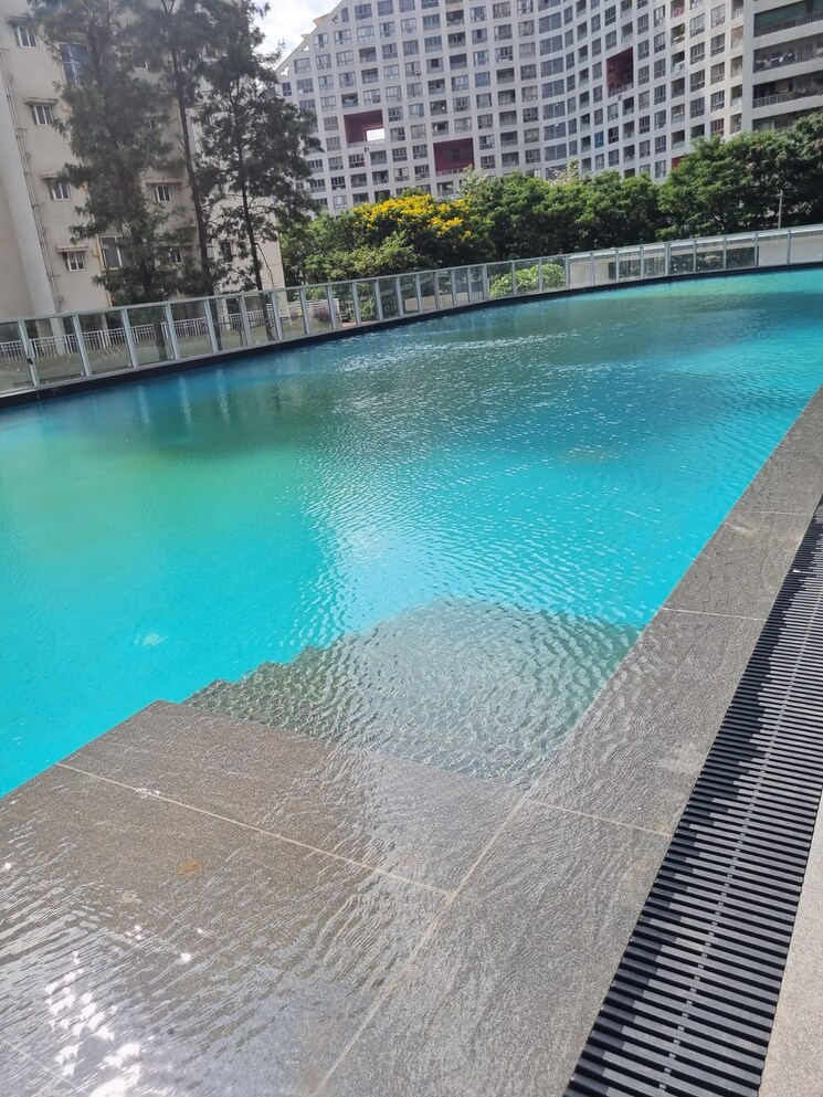 Swimming Pool, amanora-ascent-towers 2 Bedroom 750 Sq.Ft. Apartment In Hadapsar Pune 7813489