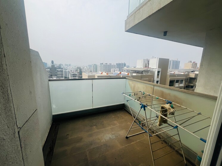 Balcony, nahar-f-residences 2 Bedroom 983 Sq.Ft. Apartment In Balewadi Pune 7813499