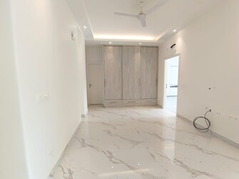 3 BHK Builder Floor For Rent in MGF Metropolis Mall Mg Road Gurgaon  7813532