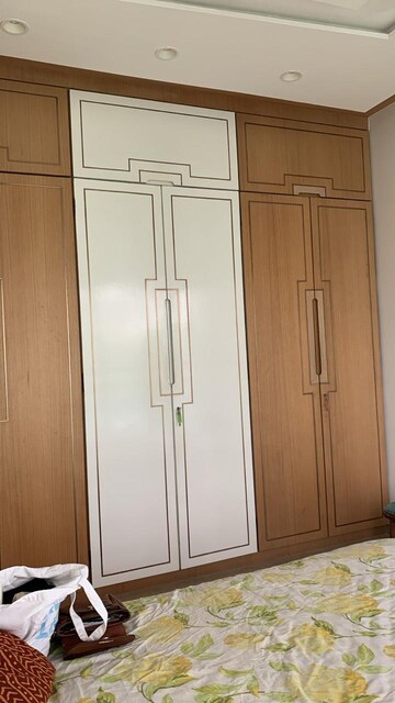 Furnished Amenities in 2 BHK Apartment at Lloyds Garden, Prabhadevi – for Sale