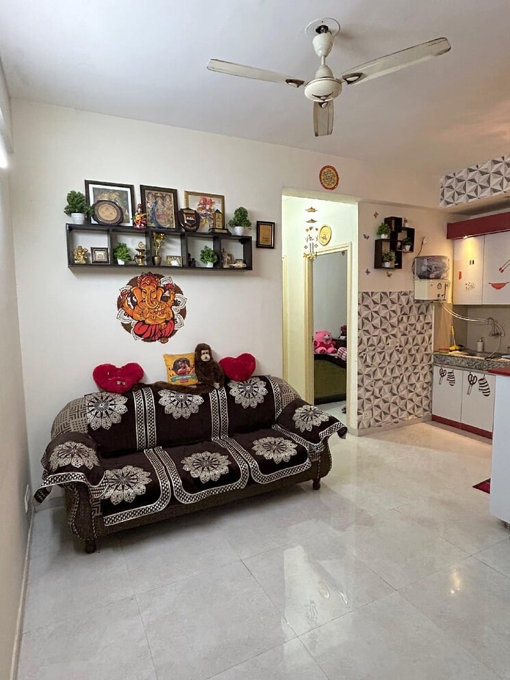 Living Room, gls-arawali-city 2 Bedroom 800 Sq.Ft. Apartment In Sohna Sector 4 Gurgaon 7813912