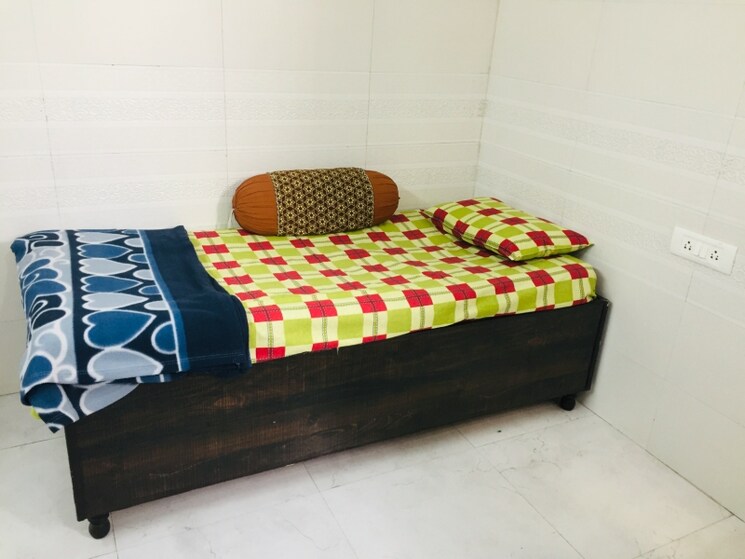 Room, janakpuri Pg For Boys In Janakpuri 7813958