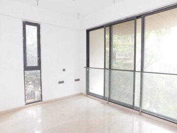 Room in 2 BHK Apartment at Radius Residency and Anand Bhuvan, Santacruz West – for Sale