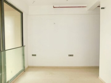 Room in 2 BHK Apartment at Radius Residency and Anand Bhuvan, Santacruz West – for Sale