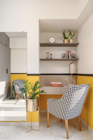 Master Bedroom in 2 BHK Apartment at Lodha Amara, Kolshet Road – for Sale