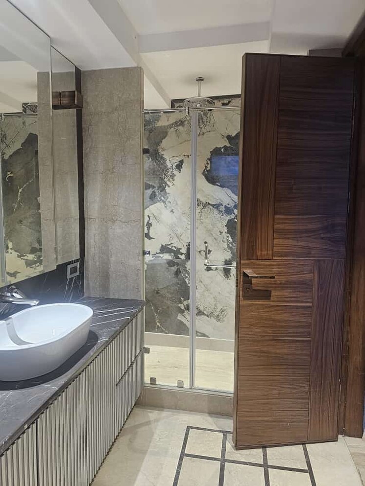 Bathroom, paras-quartier 4 Bedroom 1620 Sq.Ft. Builder Floor In Gwal Pahari Gurgaon 7814062