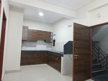 2 BHK Builder Floor For Rent in Sector 25