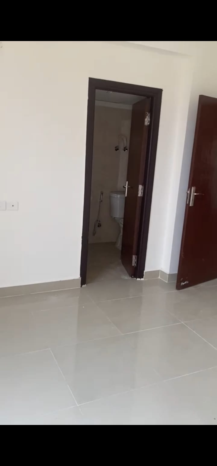 2 BHK Apartment For Sale in Omkar Royal Nest