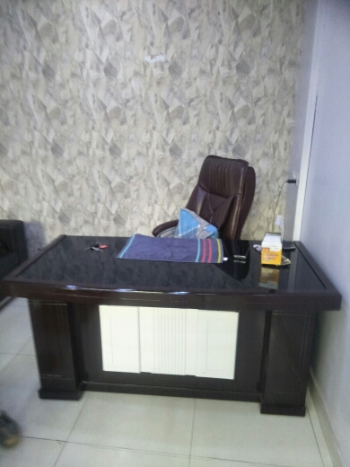 Commercial Shop 305 Sq.Ft. For Rent in Sector 74 Noida  7814642