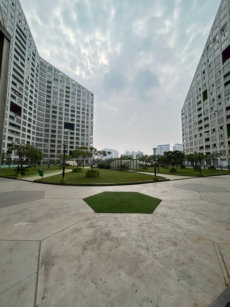 Exterior View, amanora-future-towers 2 Bedroom 750 Sq.Ft. Apartment In Hadapsar Pune 7814658