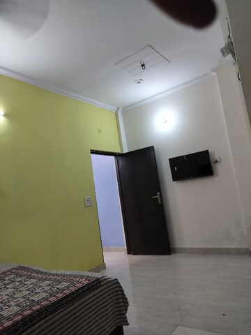 Master Bedroom in 3 BHK Builder Floor at Orchid Island, Sector 51 – for Sale