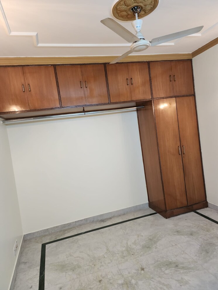 Room, vasant vihar 3 Bedroom 1835 Sq.Ft. Apartment In Vasant Vihar Delhi 7815207