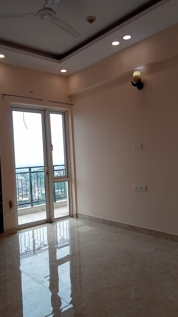 3 BHK Apartment For Rent in Moti Nagar