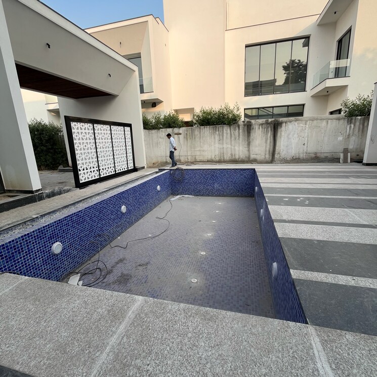 Kitchen, sultanpur 6 Bedroom 2400 Sq.Yd. Villa In Sultanpur Delhi 7814927