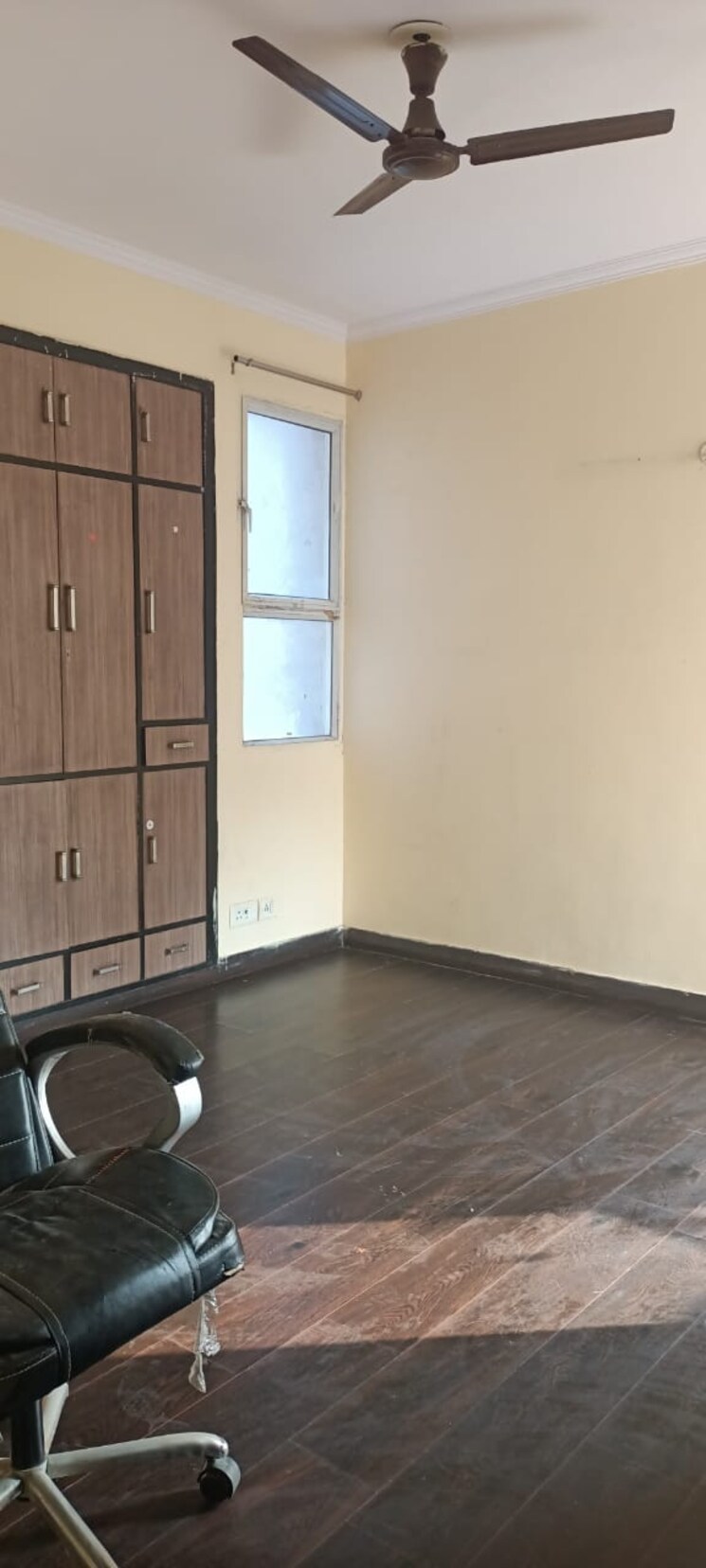 Room, gh-7-crossings-republik 3 Bedroom 1725 Sq.Ft. Apartment In Vijay Nagar Ghaziabad 7814930