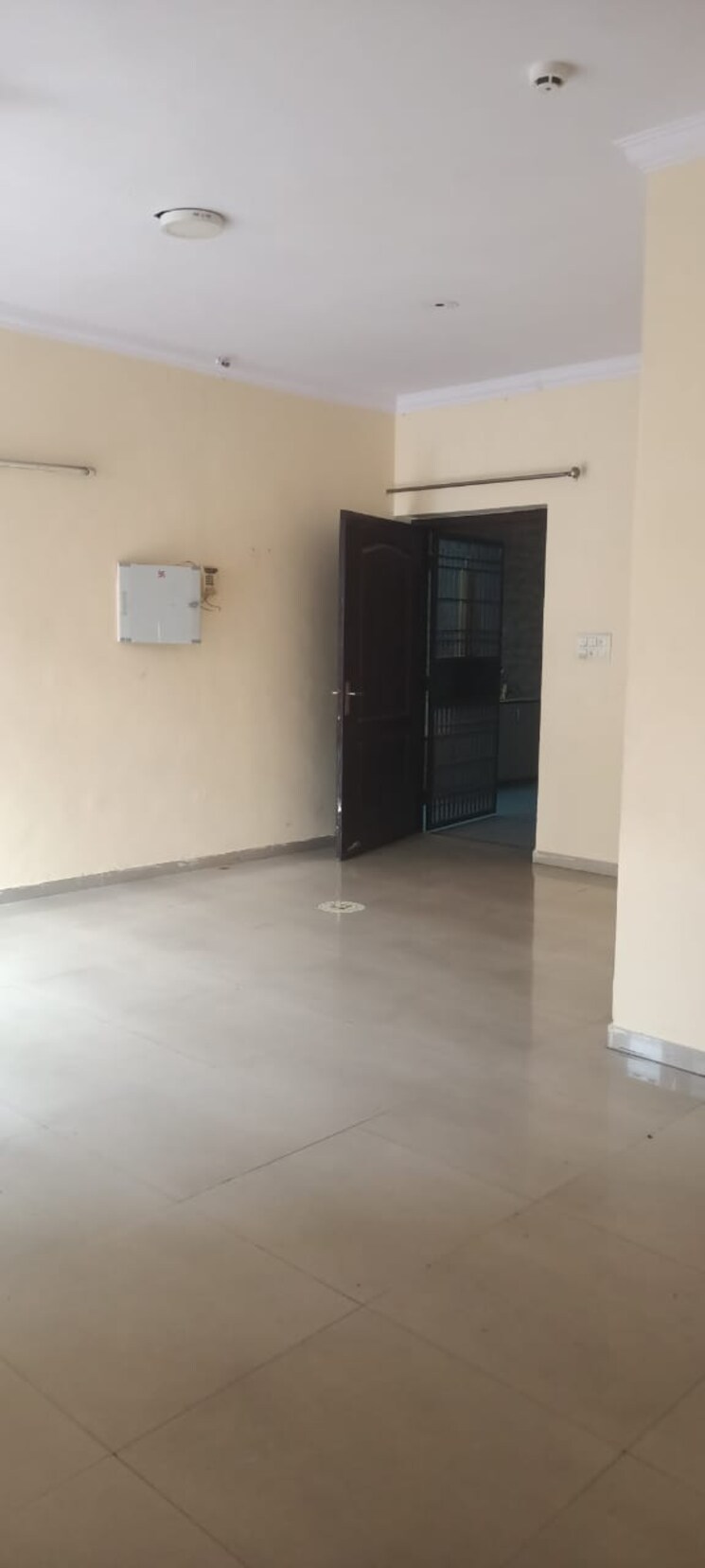 Room, gh-7-crossings-republik 3 Bedroom 1725 Sq.Ft. Apartment In Vijay Nagar Ghaziabad 7814930
