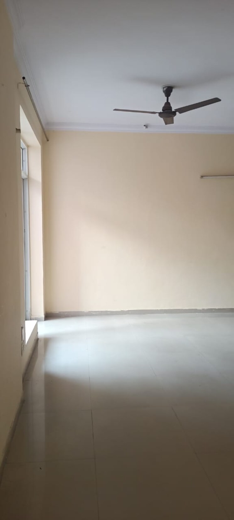Room, gh-7-crossings-republik 3 Bedroom 1725 Sq.Ft. Apartment In Vijay Nagar Ghaziabad 7814930