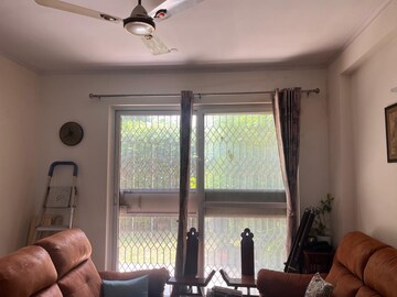 Furnished Amenities in 3 BHK Builder Floor at Orchid Island, Sector 51 – for Sale