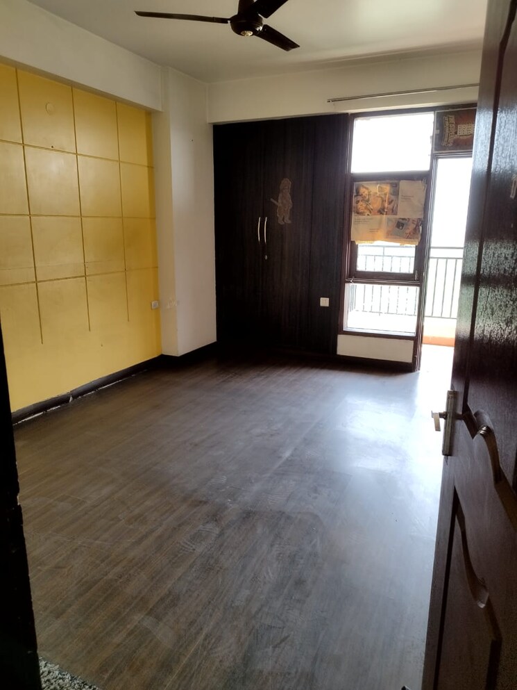 Room, saviour-greenisle 3 Bedroom 1600 Sq.Ft. Apartment In Sain Vihar Ghaziabad 7815037