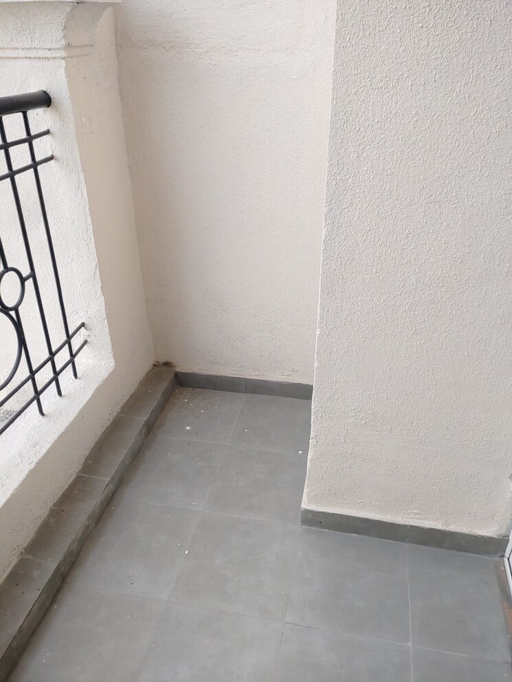 Balcony, rohan-leher-3 1 Bedroom 600 Sq.Ft. Apartment In Baner Pune 7815026