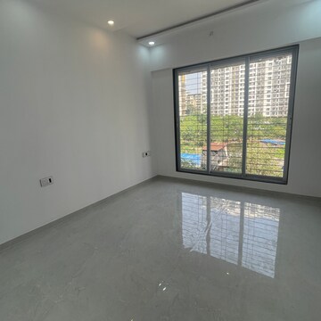 Room in 1 BHK Apartment at Varadvinayak Siddhivinayak Aura, Miragaon – for Sale