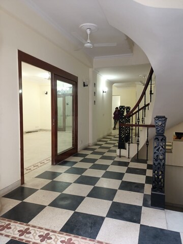 Staircase in 6+ BHK Independent House at Ansal Sushant Lok I, Sector 43 – for Sale