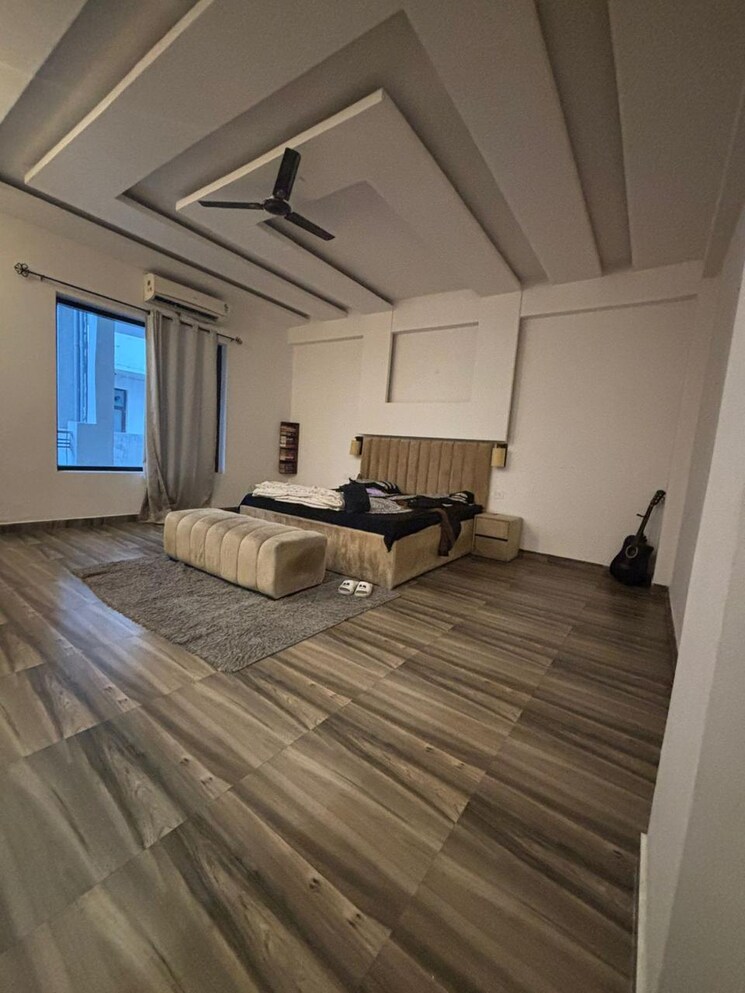 Bedroom, dlf-the-icon 4 Bedroom 2575 Sq.Ft. Apartment In Dlf Phase V Gurgaon 7815069