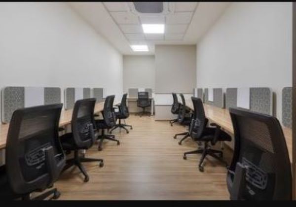 Commercial Office Space 1000 Sq.Ft. For Rent in Anna Salai Chennai  7815038