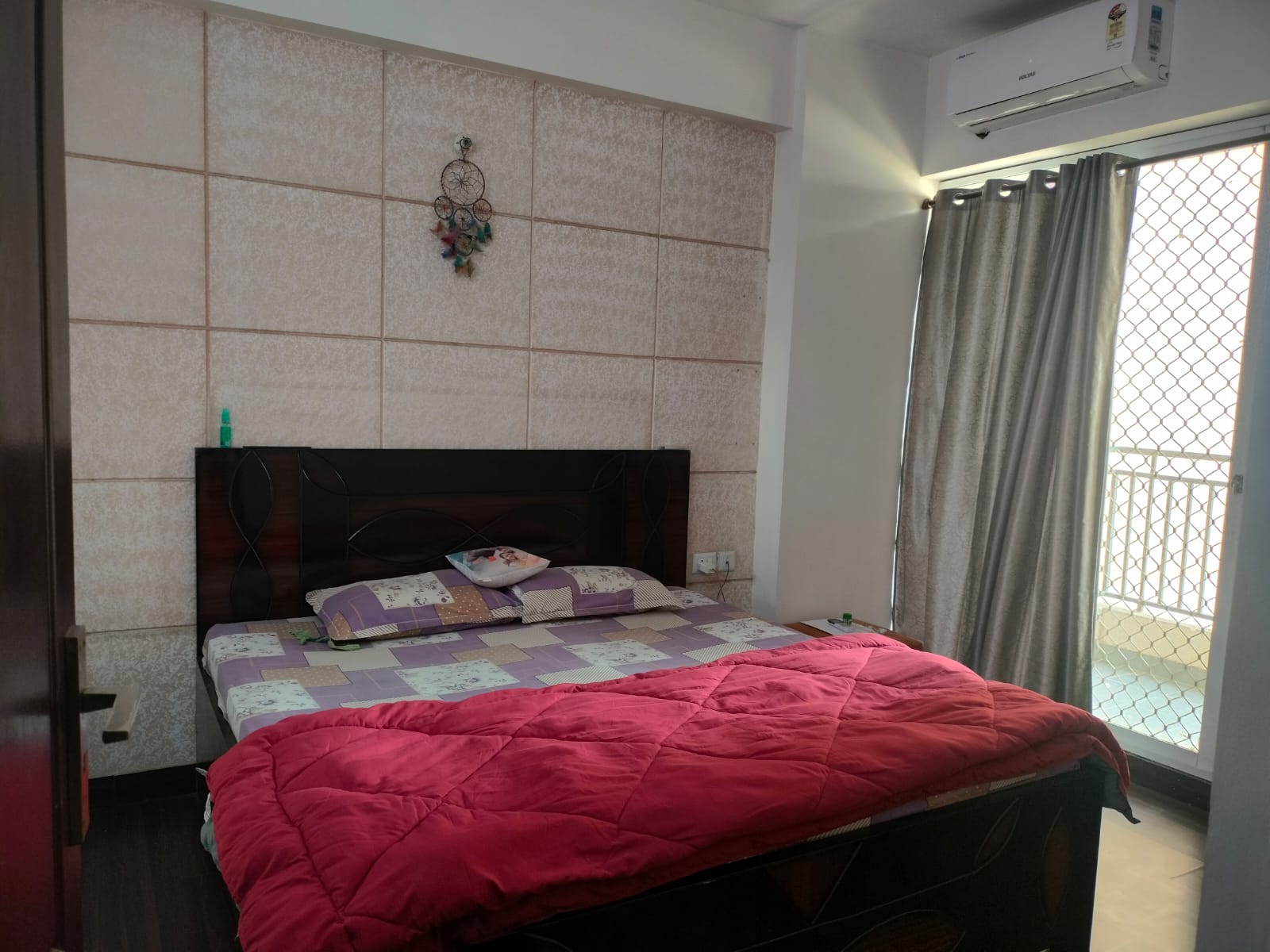 3 BHK Apartment For Rent in Gaur City 7th Avenue Noida Ext Sector 4 Greater Noida  7815274