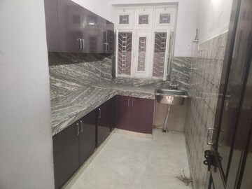 2 BHK Builder Floor For Rent in Sector 9