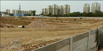  Plot For Sale in Sector 95