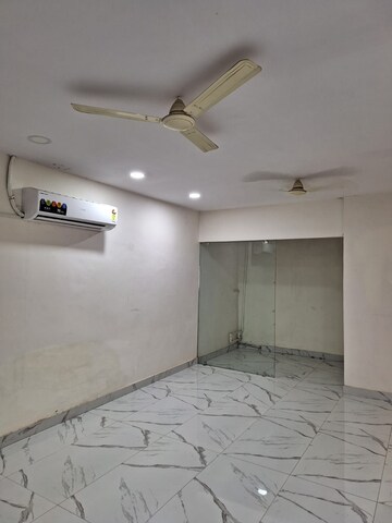 रेसिडेंशियल बिल्डर फ्लोर वर्ग यार्ड फॉर रेंट इन डिफेंस कॉलोनी दिल्ली  7815683