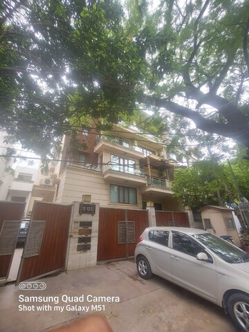 4 BHK Builder Floor – Exterior View View at Panchsheel Park - for Rent