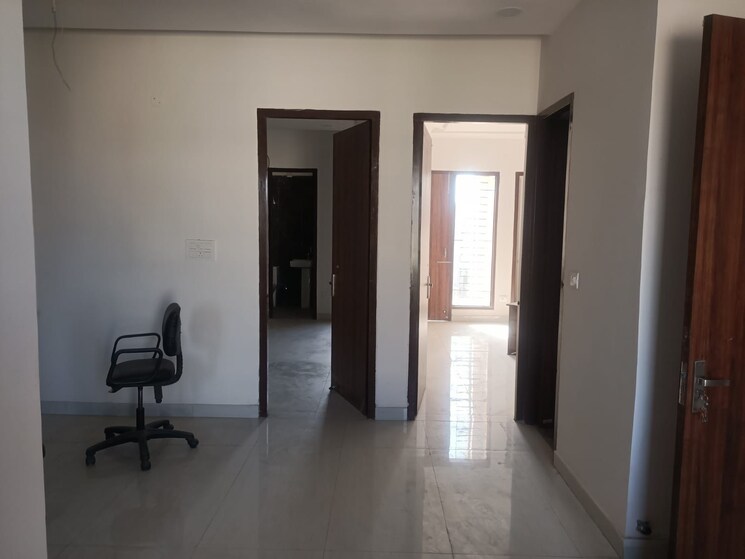Room, bhago majra road 2 Bedroom 900 Sq.Ft. Apartment In Bhago Majra Road Kharar 7815735