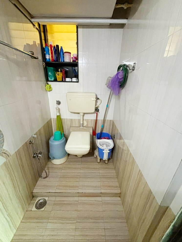 Attached Bathroom, seawoods 2 Bedroom 950 Sq.Ft. Apartment In Seawoods Navi Mumbai 7815803