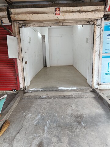 Commercial Shop 404 Sq.Ft. For Rent in Adajan Surat  7815804