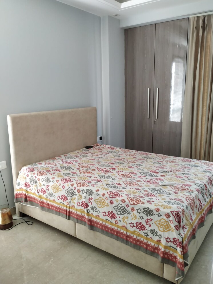 Bedroom, shivalik colony 3 Bedroom 200 Sq.Ft. Builder Floor In Shivalik Colony Delhi 7815875