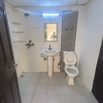 Bathroom in 2 BHK Apartment at Paramount Floraville, Sector 137 – for Sale