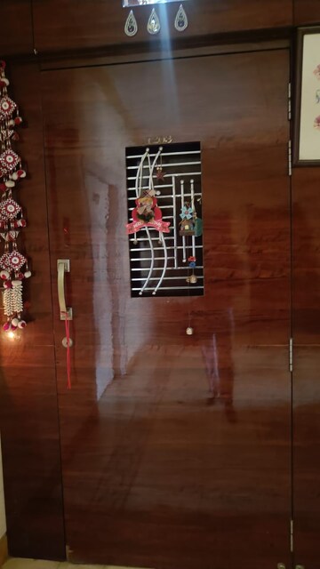Parking in 2 BHK Apartment at Hiranandani Estate Corsica, Ghodbunder Road – for Sale
