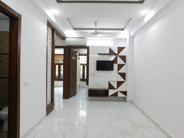 Building Lobby in 3 BHK Builder Floor at Gyan Khand I – for Sale