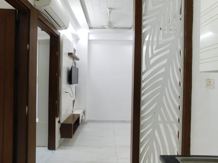 Bathroom, gyan khand i 3 Bedroom 1300 Sq.Ft. Builder Floor In Gyan Khand I Ghaziabad 7816154