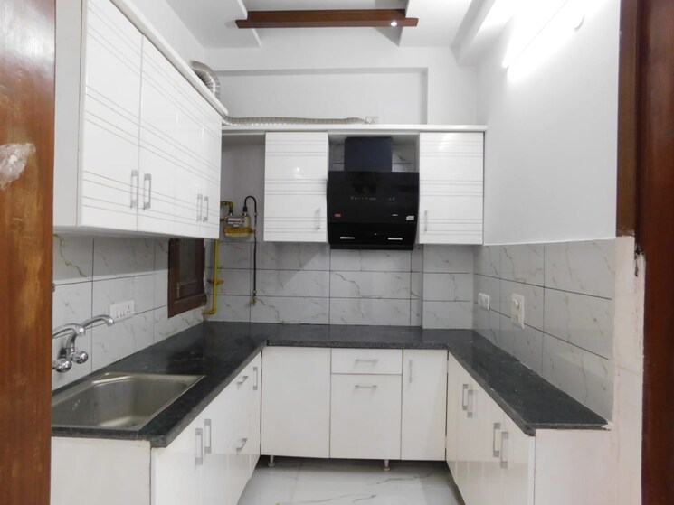 Kitchen, gyan khand i 3 Bedroom 1300 Sq.Ft. Builder Floor In Gyan Khand I Ghaziabad 7816154