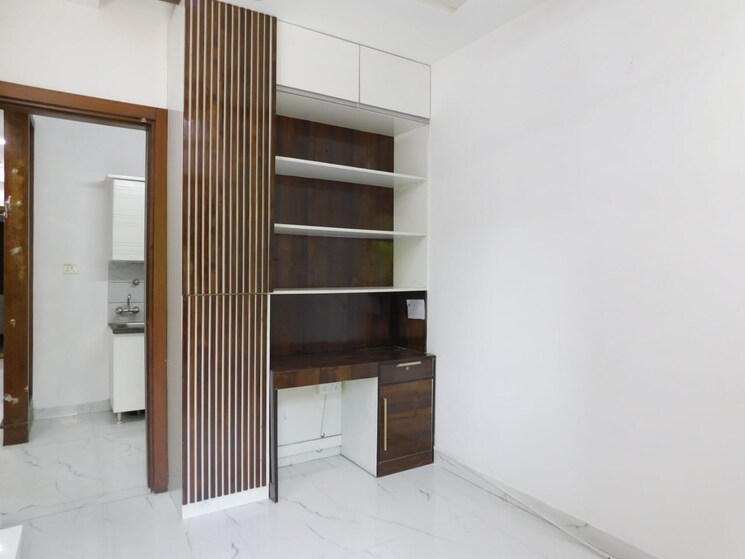 Room, gyan khand i 3 Bedroom 1300 Sq.Ft. Builder Floor In Gyan Khand I Ghaziabad 7816154